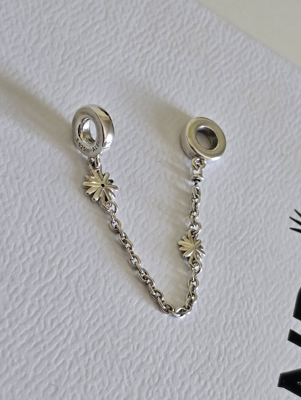 Pandora Moments Sterling Silver Daisy Safety Chain With Clear CZ - Picture 11 of 16